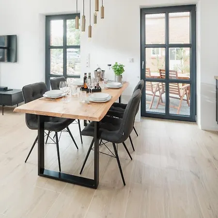 Lägenhet Kuesten Sued - Seitliche Wasserlage, Terrasse, 70qm *
